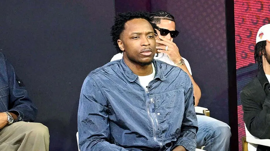 Knicks Star Appears Dazed in Live TV Interview, Teammates Roar with Laughter