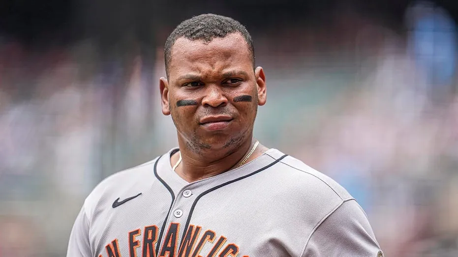 Giants Prepared to Sell Star Players Amidst Rebuild Struggles
