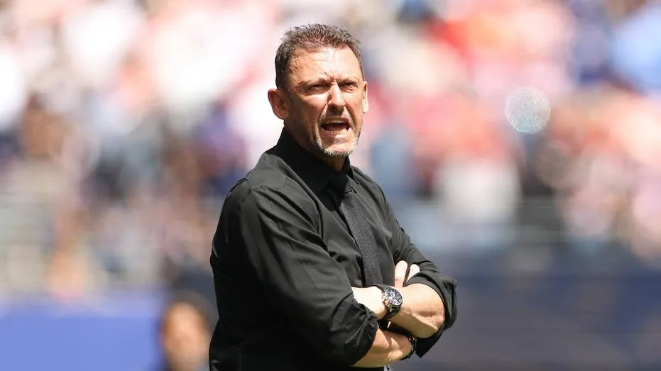 Australia Coach Critiques Referee After World Cup Loss to USA