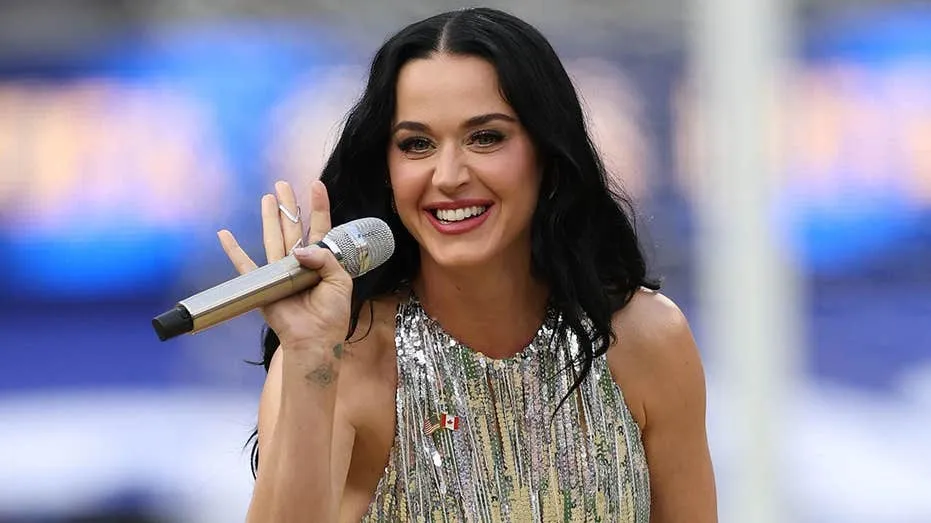 Katy Perry’s Concert: Exes Declined, Trudeau Accepted