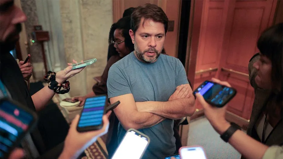Gallego’s Family Image Faces Scrutiny Over Past Divorce