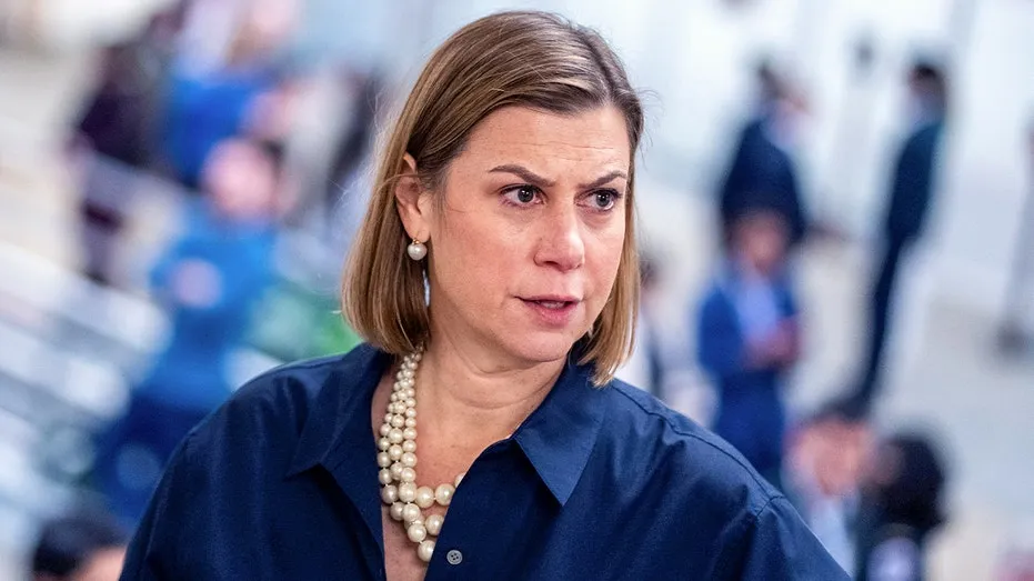 Senator Calls for New Democratic Leadership, Citing Outdated Strategies