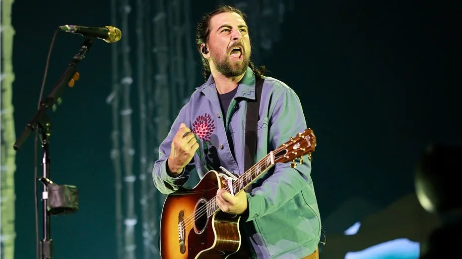 Noah Kahan Pleads with Fans After Fecal Incident at Philadelphia Show