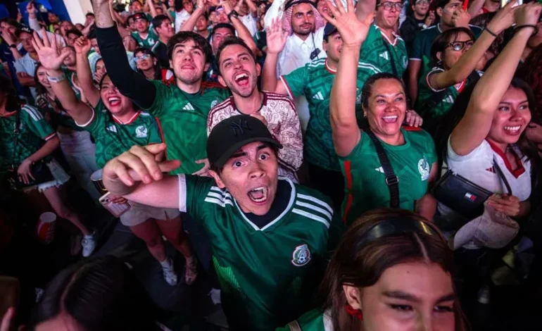 Mexico’s World Cup Victory Sparks Street Boxing Celebration