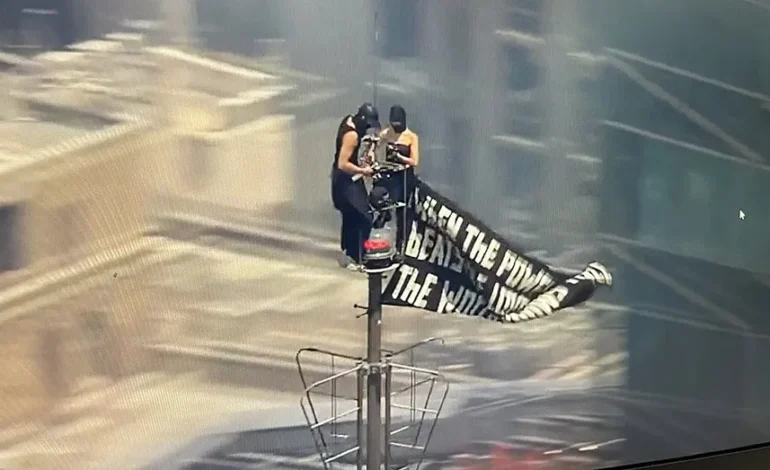 Empire State Building Security Questioned After Daredevil Climb and Proposal