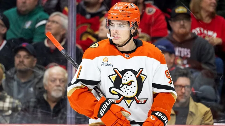 Flyers’ Massive Offer Sheet for Leo Carlsson Shakes Up NHL