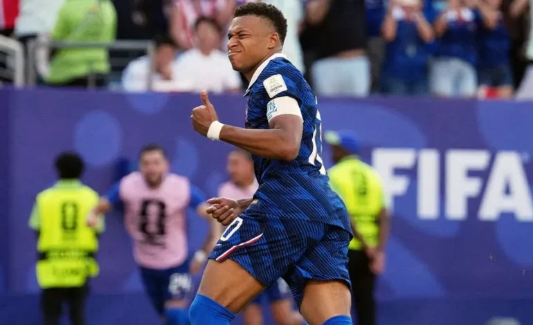Mbappé’s World Cup Goal Streak Continues as France Edges Paraguay