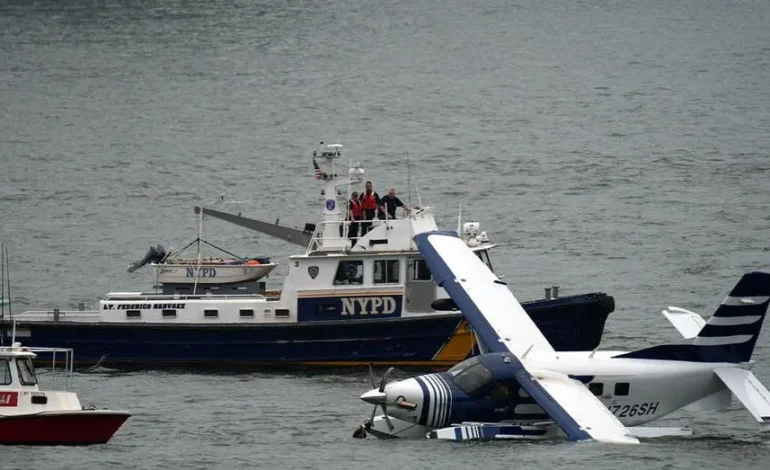 Seaplane Makes Emergency Landing in NYC’s East River