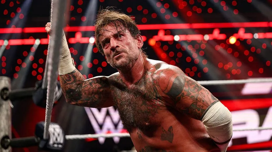 CM Punk Shocks WWE Universe, Wins Undisputed Championship in Surprise Return