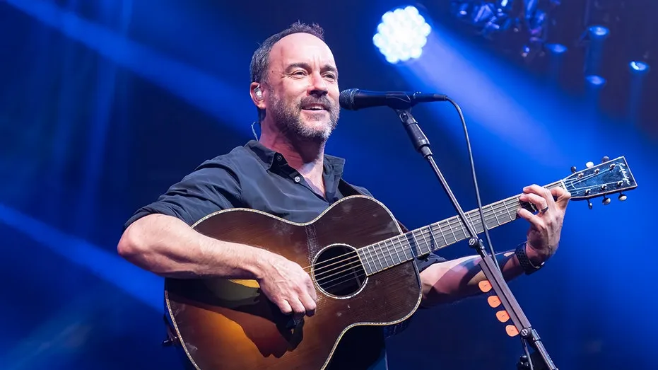 Dave Matthews Slams ICE at Concert After Houston Death