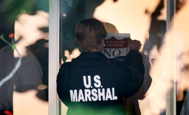 Deputy U.S. Marshal Fatally Shot Serving Warrant in Louisiana