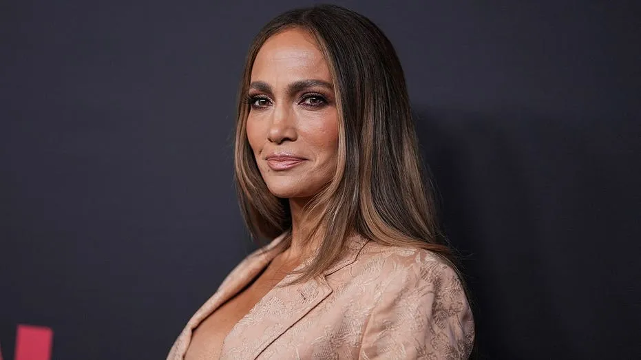 Jennifer Lopez: What Truly Makes a Man ‘Sexy’ Isn’t Money or Possessions