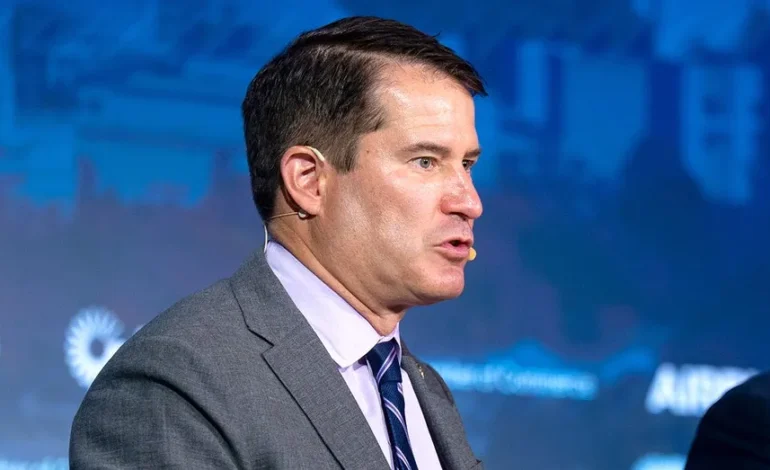 Rep. Moulton: Democrats Lack Immigration Plan, Rely on Anti-Trump Stance