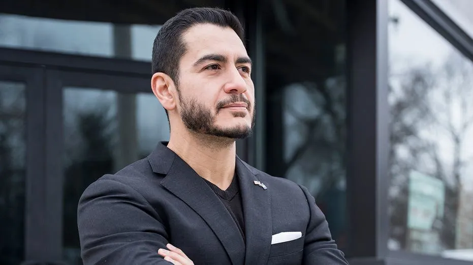 Abdul El-Sayed Secures Endorsement from Sen. Tina Smith
