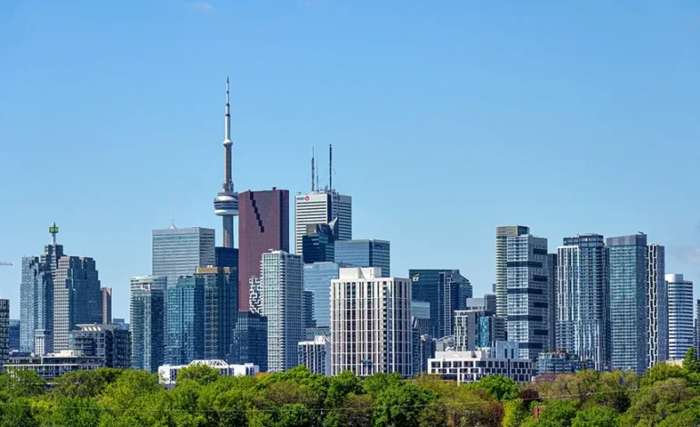 Toronto Police Probe Gunfire, Vandalism at Jewish Bakery Chain