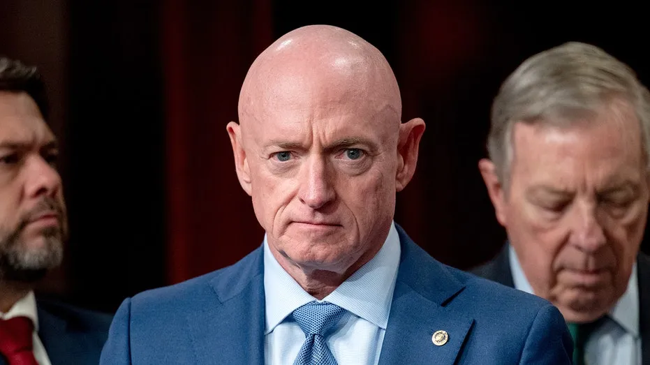 Senator Kelly: Extreme Left Policies Could Cost Democrats