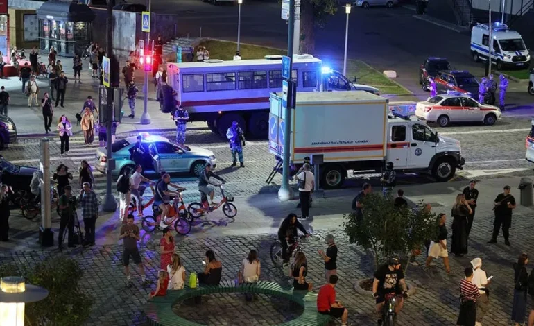 Deadly Moscow Restaurant Blast Kills Three, Injures 21