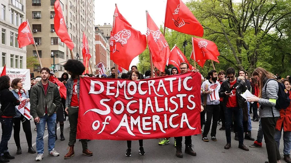 Joe Manchin Rejects Socialist Candidates, Warns of ‘Crazy’ Agendas