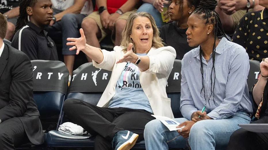 Ex-Viking Brewer Criticizes Lynx Coach Reeve Over ‘Trans Kids Belong’ Shirt