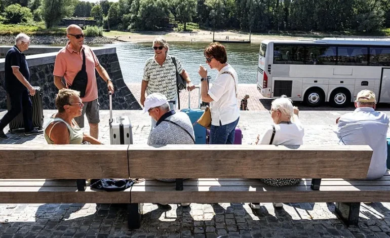 Europe’s Drought Strands Cruise Ships, Disrupts Passenger Vacations