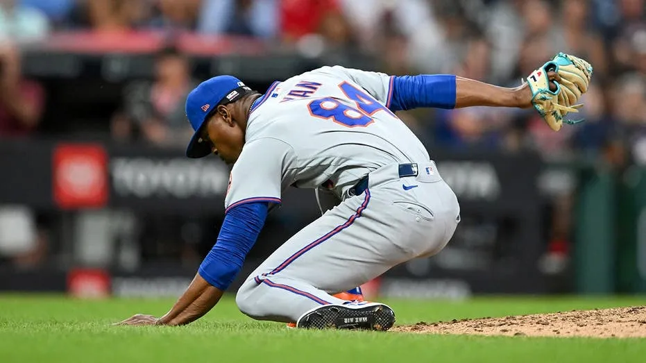 Ex-MLB Pitcher Weighs In on Jefry Yan’s Striking Strikeout Celebration