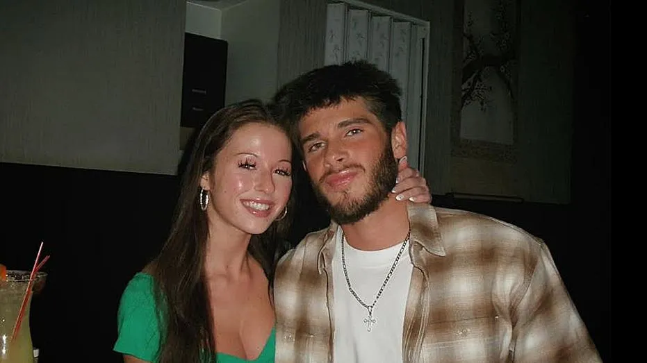 Illinois Couple Found Dead Near Wisconsin’s ‘Death’s Door’ Strait