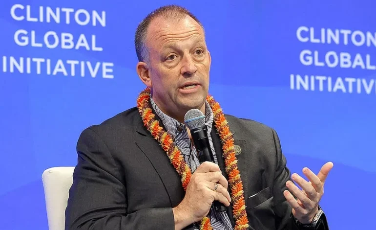 Hawaii Governor Josh Green Secures Democratic Primary Victory