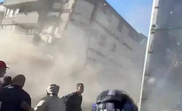 Colombia Building Collapses as Powerful Earthquake Strikes