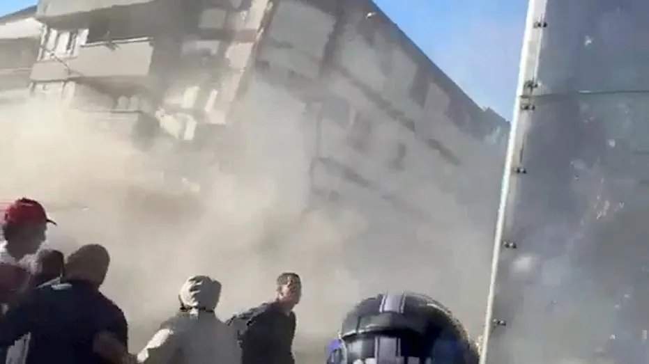 Colombia Building Collapses as Powerful Earthquake Strikes