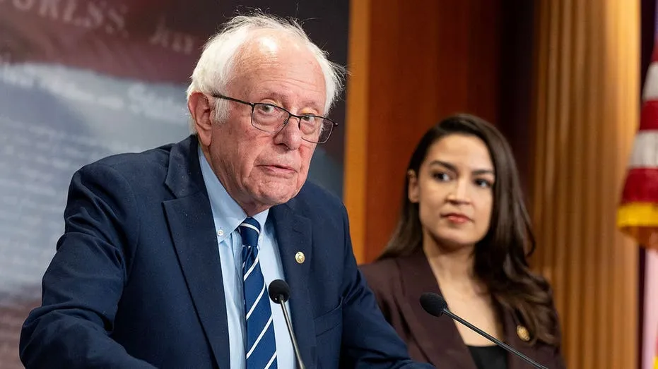 AI Job Fears vs. Reality: Democrats Warn, Labor Market Stays Strong