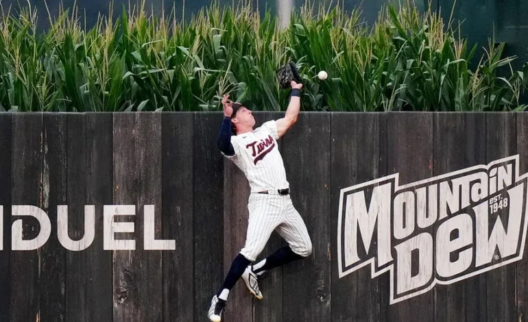 Schwarber’s Home Runs Steal Show at Field of Dreams Game