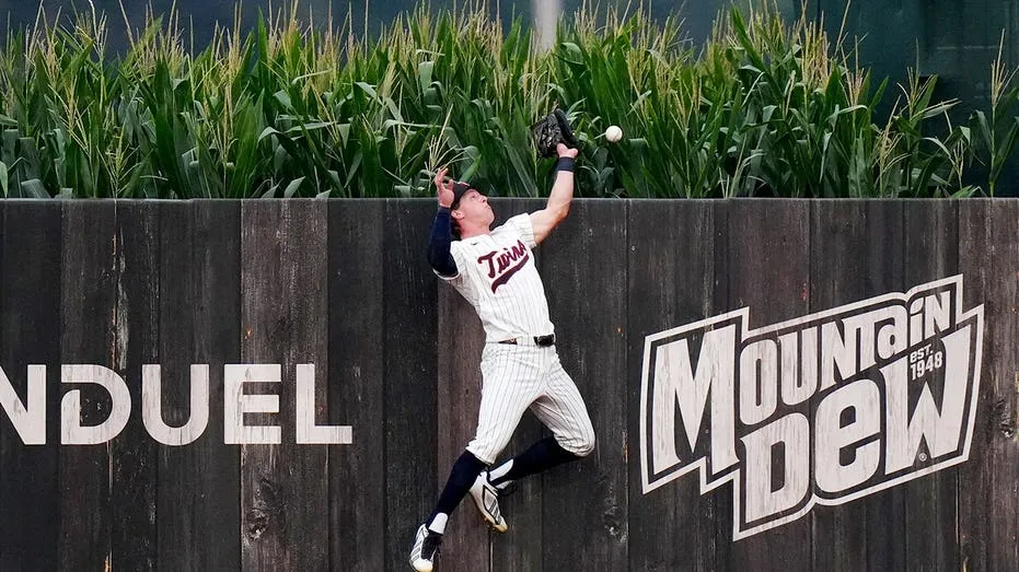 Schwarber’s Home Runs Steal Show at Field of Dreams Game