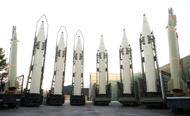 Iran May Strike as US Tightens Sanctions, Analysts Warn