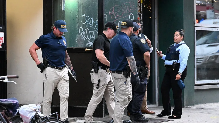 NYPD Officers Fatally Shoot Man Wielding Butcher Knife