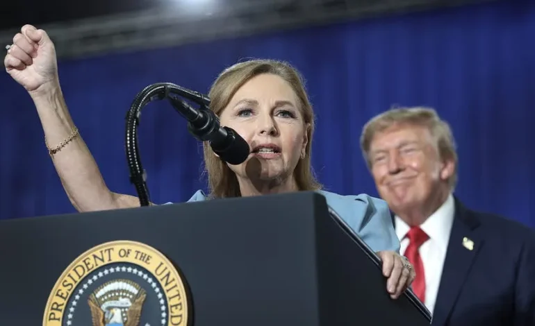 Trump Mocks Protester at Rally: ‘Mom Is Voting for Us’