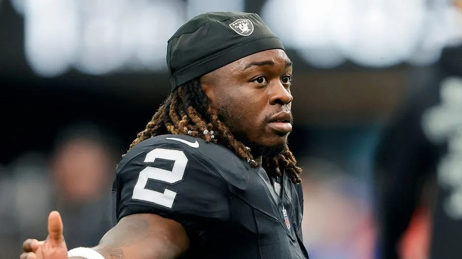 Raiders’ Ashton Jeanty Suffers Leg Injury in Training Camp
