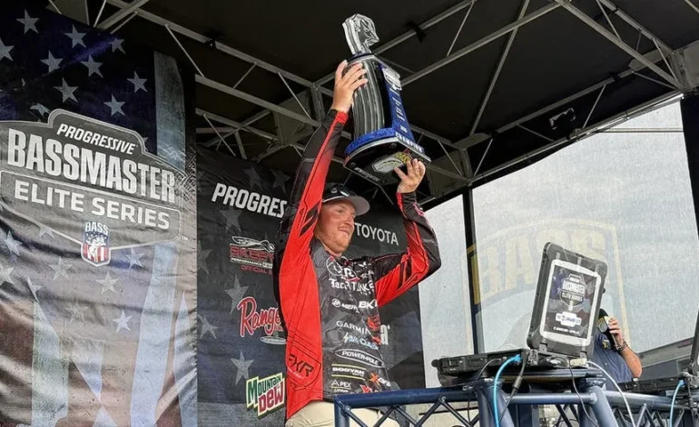 Evan Kung Claims St. Lawrence River Bassmaster Elite Title in Record-Breaking Event