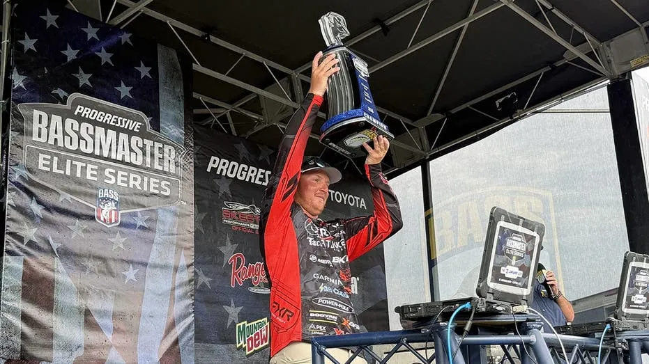 Evan Kung Claims St. Lawrence River Bassmaster Elite Title in Record-Breaking Event