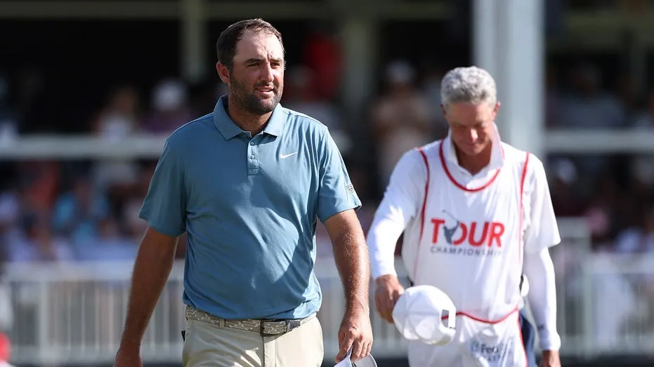 Scottie Scheffler’s Hot Mic Moment Fuels Tour Championship Comeback Win