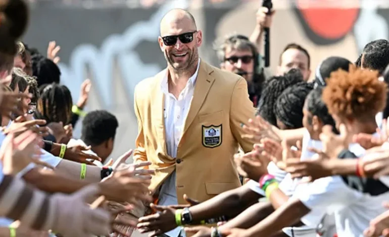 Joe Thomas: From NFL Draft Day Fishing Trip to Hall of Fame Farmer